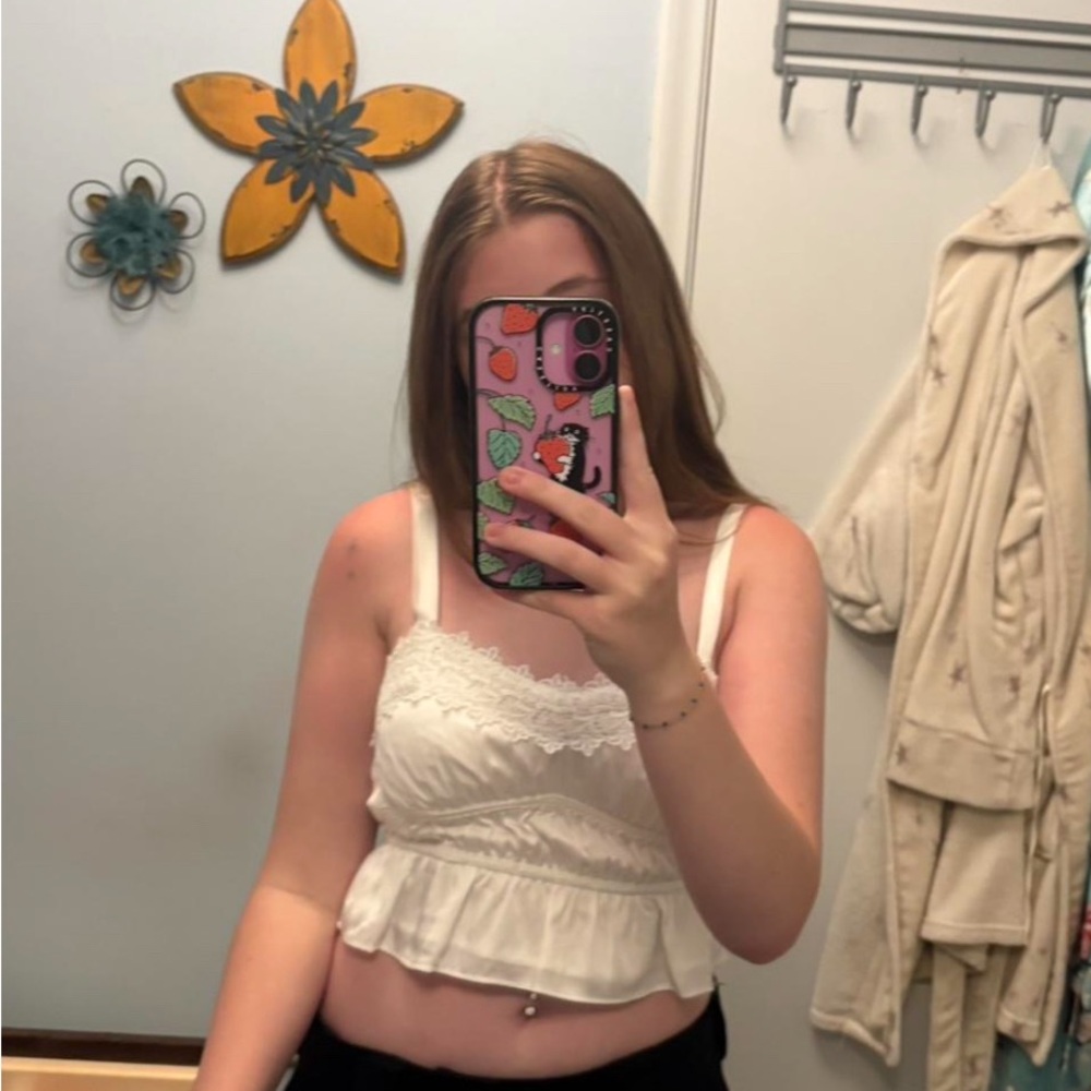 Chic White Lace Crop Top